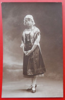 Carte Photo Femme Folklore Costume - Photographs