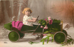  FANTAISIE -  ENFANT  DANS PETITE  AUTOMOBILE  - JOUET - Other & Unclassified