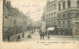  02 - LAON - La Rue Du Bourg - Laon