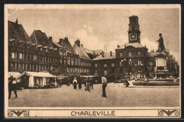 CPA Charleville, La Place Du Marché Avec Marktbetrieb  - Charleville