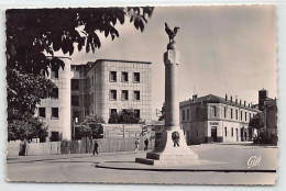 Algérie - SOUK AHRAS - La Place Du Monument - Ed. CAP 14 - Souk Ahras