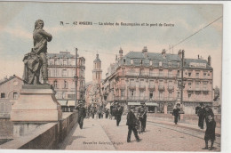 Angers - Statue De Beaurepaire Et Le Pont Du Centre - Angers