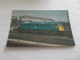 THEME TRAIN LOCOMOTIVE  NUMBER 85033 AT CREWE ON THE 5TH SEPTEMBER 1973 - Trenes