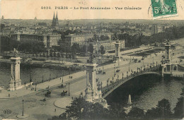 75  PARIS  LE PONT ALEXANDRE  VUE GENERALE - Andere Monumenten, Gebouwen