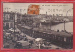 Carte Postale  76. Dieppe Gare Maritime  Départ D'un Train   Très Beau Plan - Dieppe