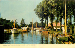 ANGLETERRE   PLEASURE BOAT INN AND STAITHE HICKLING NORFOLK BROADS - Autres & Non Classés