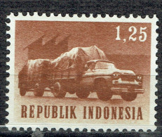 Transports Et Communications : Camion - Indonesië