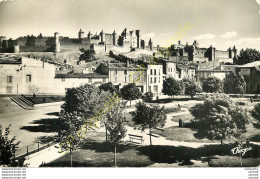 11.  CARCASSONNE . LA CITE .  Vue Générale . Nouveaux Jardins . - Carcassonne