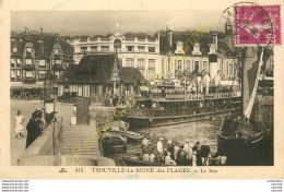 14. TROUVILLE .  Le Bac .  CPA Animée . - Trouville