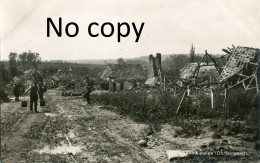 CARTE PHOTO ALLEMANDE - SOLDATS EN CORVEE D'EAU A AIZELLES PRES DE BERRIEUX - CORBENY AISNE - GUERRE 1914 1918 - Guerre 1914-18