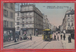 Carte Postale 78. Versailles  Tramway  Rue De La Paroisse  Très Beau Plan - Versailles