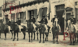 FRANCIA. FRANCE. GUIDES LUCHONAIS A CHEVAL GRANDE TENUE - Luchon