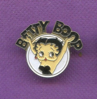 Rare Pins Betty Boop Pin Up T187 - Fumetti