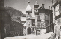 15-  Cantal - Carte Postale  (prototype ) Murat - Place De L'église - Murat