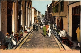 CPA Blida Algerian, Rue Du Bey, Straßenpartie Im Ort, Araber - Autres & Non Classés