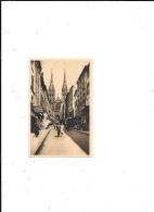 CARTE POSTALE 63 CLERMOND FERRAND LA CATHEDRALE VUE DE LA RUE DES GRAS - Clermont Ferrand