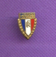 Rare Pins Police Municipale Zamac T216 - Police