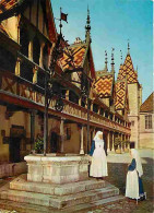 21 - Beaune - Les Hospices De Beaune - La Cour D'honneur - Religieuses - Soeur Hospitalière - CPM - Voir Scans Recto-Ver - Beaune