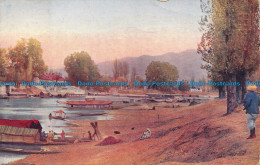 R125713 Old Postcard. Boats And Lake. 1914 - World