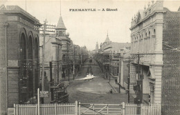 PC AUSTRALIA FREMANTLE STREET SCENE, Vintage Postcard (b53828) - Fremantle