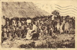 PC ANGOLA AFRICA LE CATECHISME DANS UN VILLAGE, Vintage Postcard (b54316) - Angola
