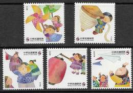 Taiwan Chine China 2013 SPECIMEN Enfants Jouant Marionnettes Toupie Children At Play Puppets Spinning Top - Other & Unclassified