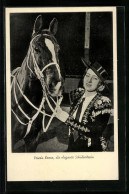 AK Frieda Krone, Elegante Schulreiterin Im Zirkus Krone  - Circus
