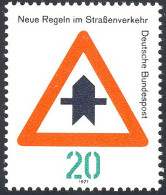 666 Straßenverkehr 20 Pf Vorfahrt ** - Unused Stamps