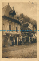 R126324 Dinan. Facade De La Vieille Maison. 1931 - Monde
