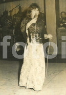 1975 FADO FADISTA EMILIA REIS ORIGINAL AMATEUR SIGNED PHOTO FOTO PORTUGAL AT530 - Personnes Identifiées