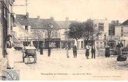 NEAUPHLE LE CHATEAU - La Grande Rue - Très Bon état - Neauphle Le Chateau