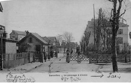 SARCELLES - Le Passage à Niveau - Très Bon état - Sarcelles