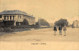 ANGERVILLE - La Gare - Très Bon état - Angerville