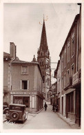 PARTHENAY - La Grande Rue Et L'Eglise Saint Laurent - Très Bon état - Parthenay