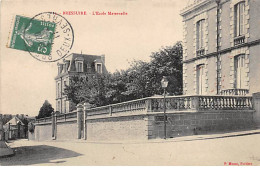 BRESSUIRE - L'Ecole Maternelle - Très Bon état - Bressuire