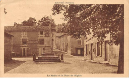 LIGUGE - La Mairie Et La Place De L'Eglise - état - Other & Unclassified