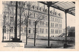 POITIERS - Le Collège Saint Jospeh - Très Bon état - Poitiers