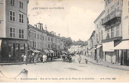 REMIREMONT - Rue De La Xavée, Prise De La Place De La Courtine - Très Bon état - Remiremont