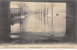 LEVALLOIS PERRET - La Crue De La Seine 1910 - Les Quais, Vue Prise Sous Le Pont Du Chemin De Fer - Très Bon état - Levallois Perret