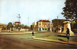 CLAMART - La Place Marquis - Très Bon état - Clamart