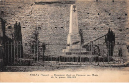 MOLAY - Monument Aux Morts - Très Bon état - Other & Unclassified