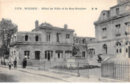 SCEAUX - Hôtel De Ville Et La Rue Houdan - Très Bon état - Sceaux