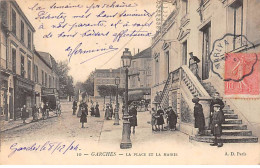 GARCHES -La Place Et La Mairie - Très Bon état - Garches