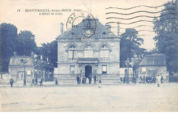 MONTREUIL SOUS BOIS - L'Hôtel De Ville - Très Bon état - Montreuil