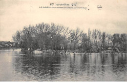 Inondations 1910 - ILE SAINT OUEN - Amoncellement Des Ordures Sur L'Ile Saint Ouen - F. F. - Très Bon état - Saint Ouen