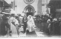 Un Mariage Au Château De NOINTEL - Les Mariés Sortent De L'Eglise - Très Bon état - Nointel