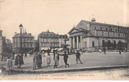 EPERNAY - Place De L'Hôtel De Ville - Très Bon état - Epernay