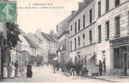 MORTAGNE - La Rue Sainte Croix - L'Hôtel Du Grand Cerf - Très Bon état - Mortagne Au Perche