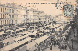 VALENCIENNES - La Place D'Armes Le Jour De Marché - Très Bon état - Valenciennes