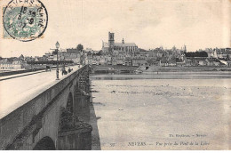 NEVERS - Vue Prise Du Pont De La Loire - Très Bon état - Nevers